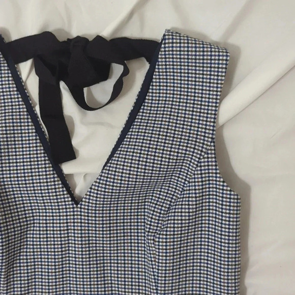 Banana Republic Houndstooth Check Tie-Back Sheath Dress, Color Blue/White Size 6 - Picture 4 of 16